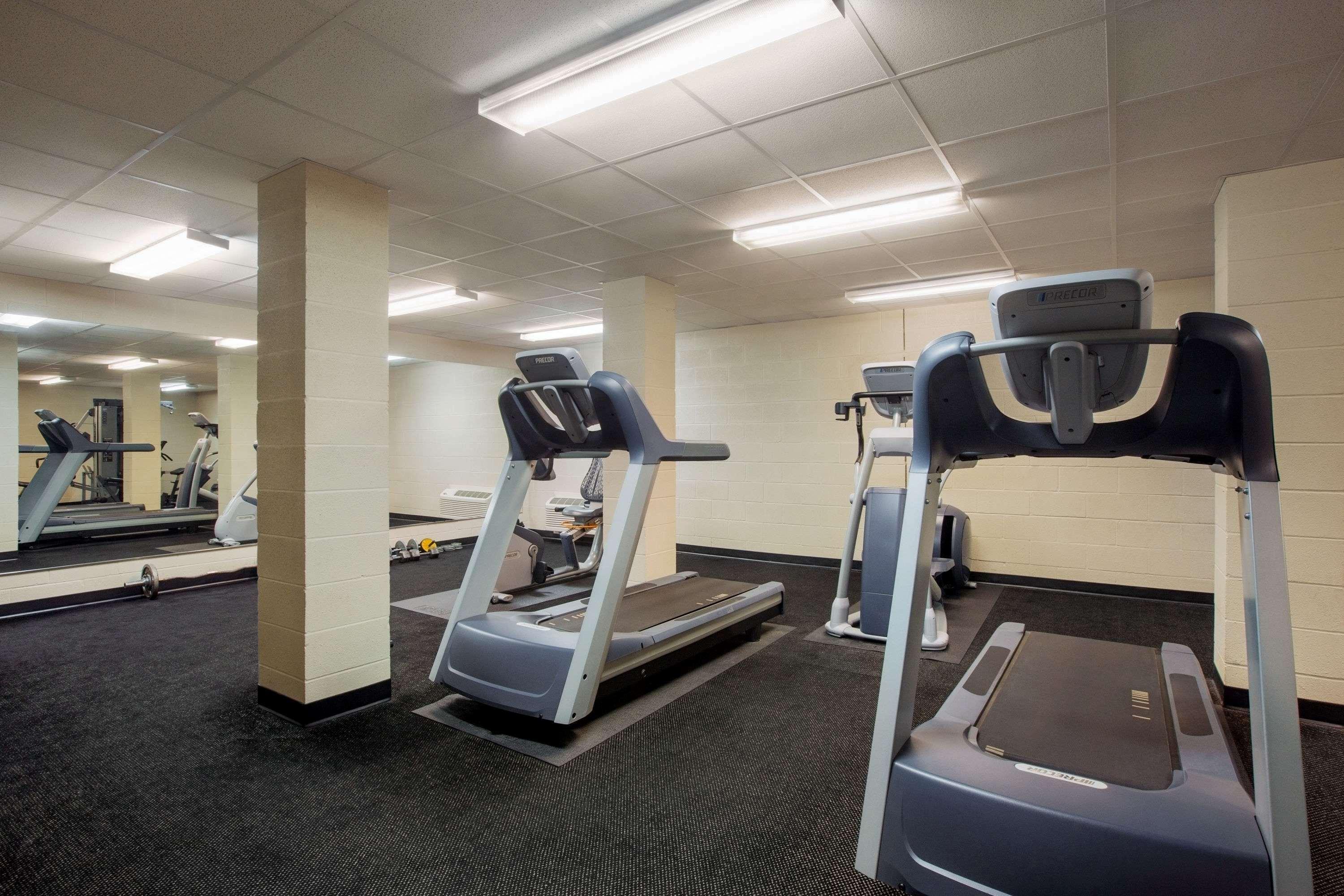 Travelodge By Wyndham Livonia Εξωτερικό φωτογραφία